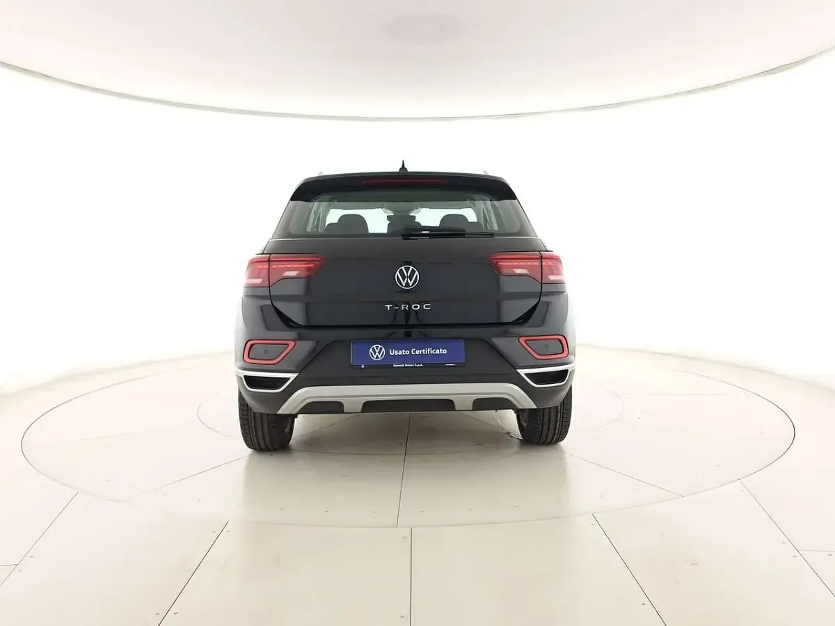 Usata VW T-Roc Style 150 CV (110 kW) 2025 Deep black perlato SUV