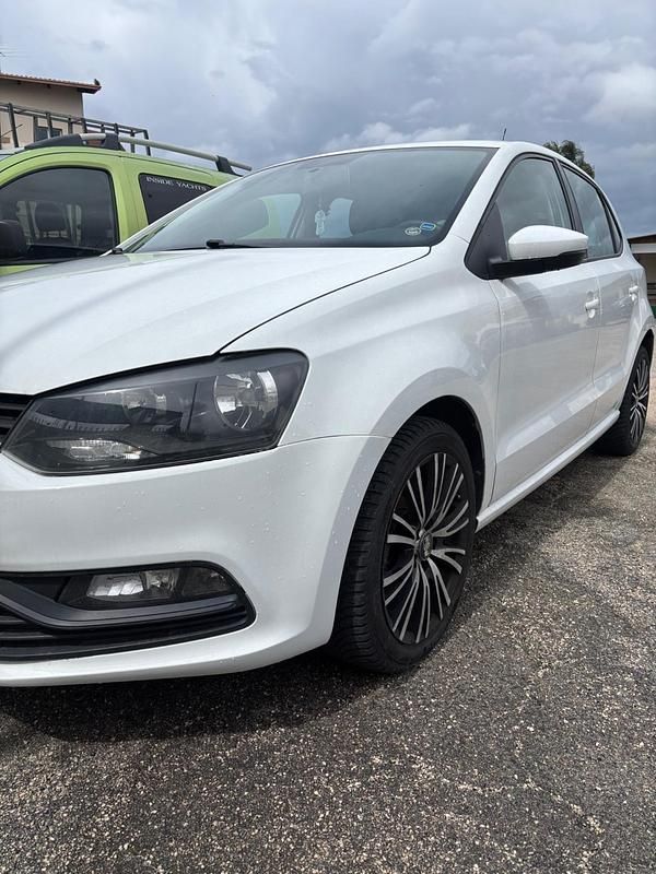 Usata VW Polo Trendline 59 CV (43 kW) 2015 Bianco Berlina