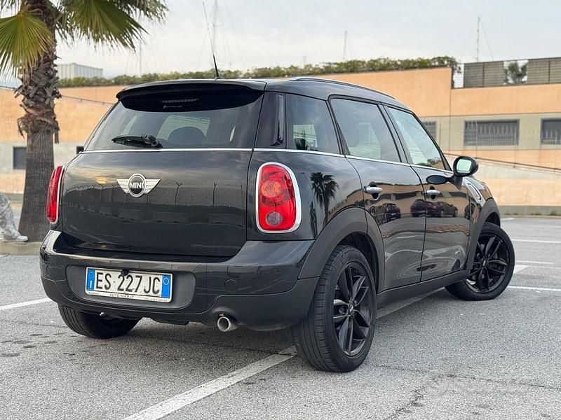 Usata Mini Countryman 111 CV (81 kW) 2013 Nero SUV