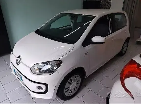 Usata VW up! Highline 68 CV (50 kW) 2013 Utilitaria