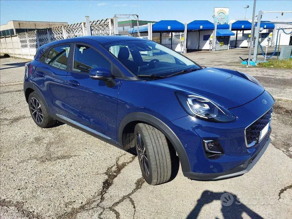 Usata Ford Puma Titanium S 125 CV (91 kW) 2023 Blu pastello SUV