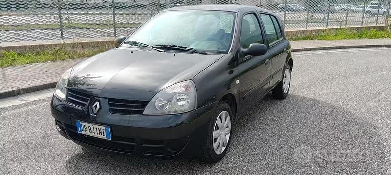 Usata Renault Clio II 59 CV (43 kW) 2008 Nero Utilitaria