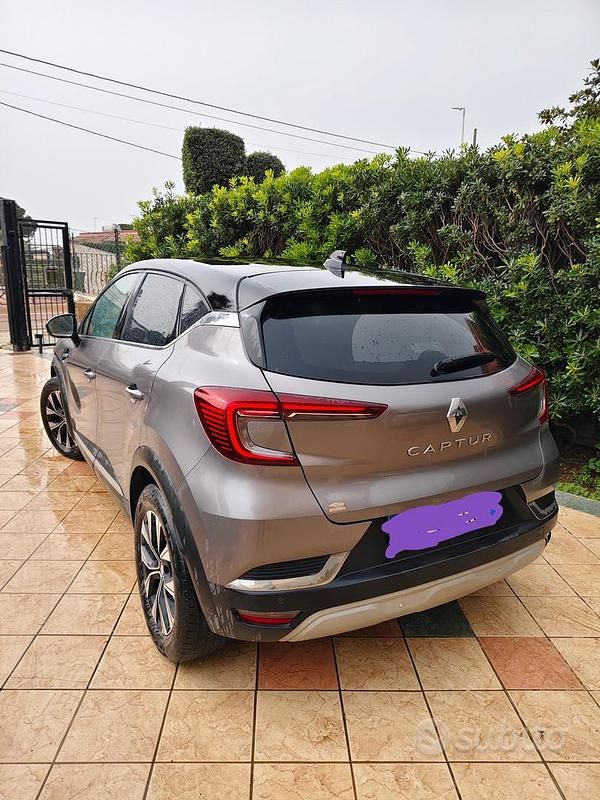 Usata Renault Captur Techno 100 CV (73 kW) 2023 SUV