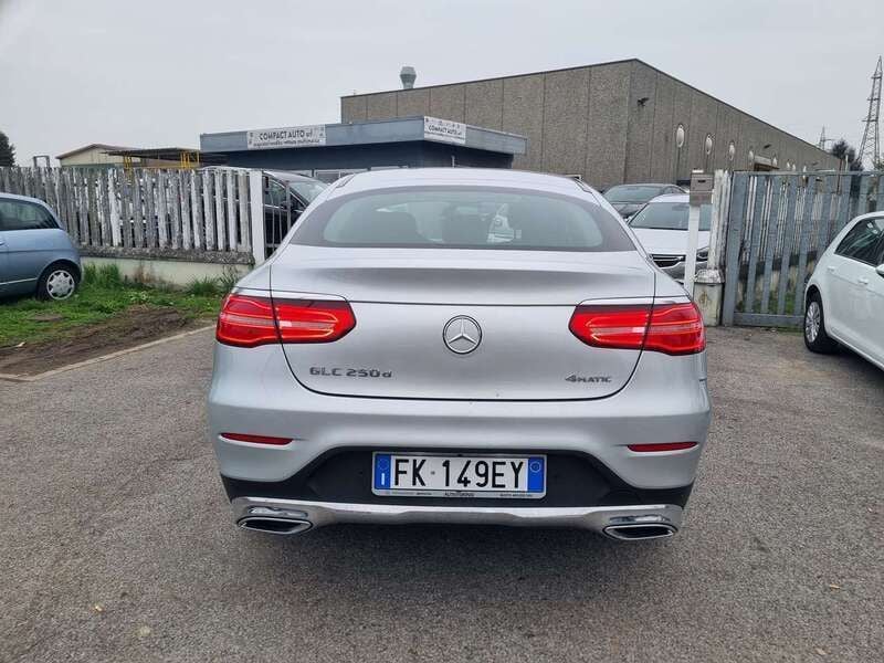 Usata Mercedes GLC250 204 CV (150 kW) 2017 Argento Coupé