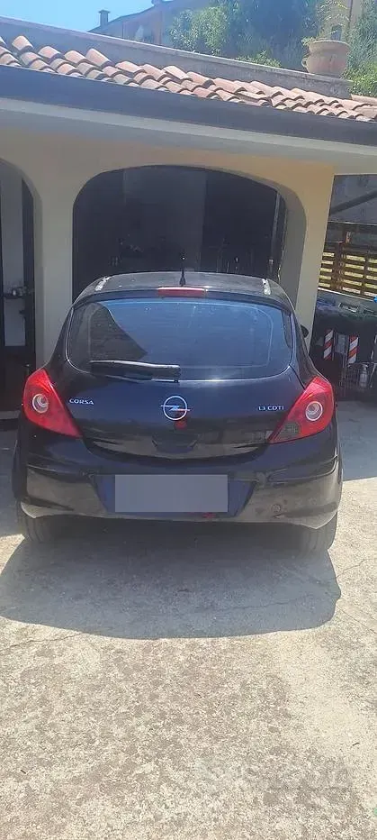 Usata Opel Corsa 75 CV (55 kW) 2006 Nero Utilitaria