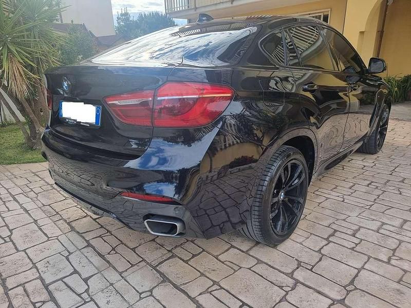 Usata BMW X6 M Sport 249 CV (183 kW) 2018 Blu/azzurro SUV