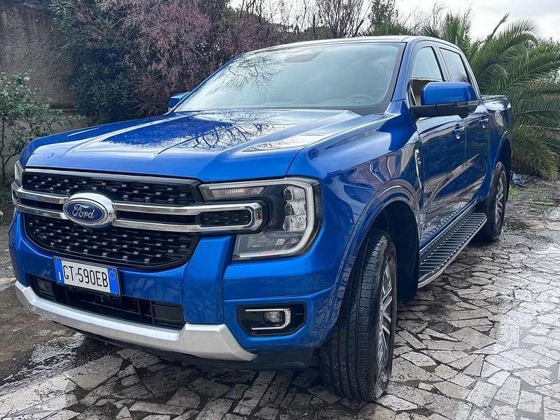 Usata Ford Ranger Limited 205 CV (150 kW) 2024 Blu/azzurro Pick-up
