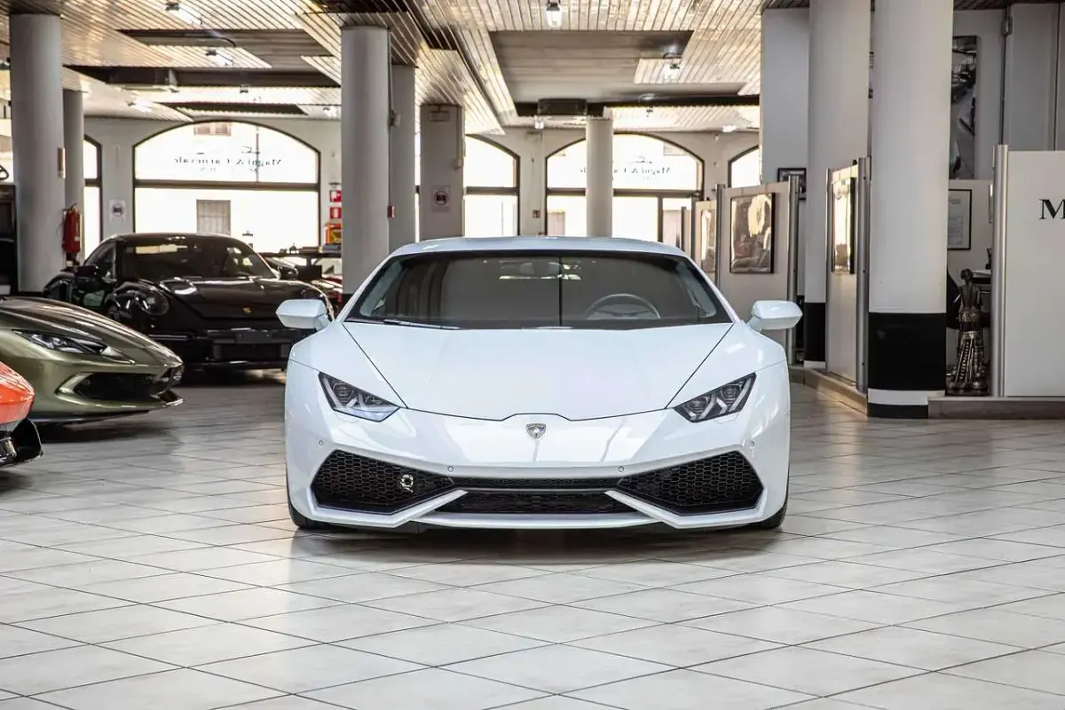 Usata Lamborghini Huracán 610 CV (448 kW) 2015 Bianco icarus Coupé