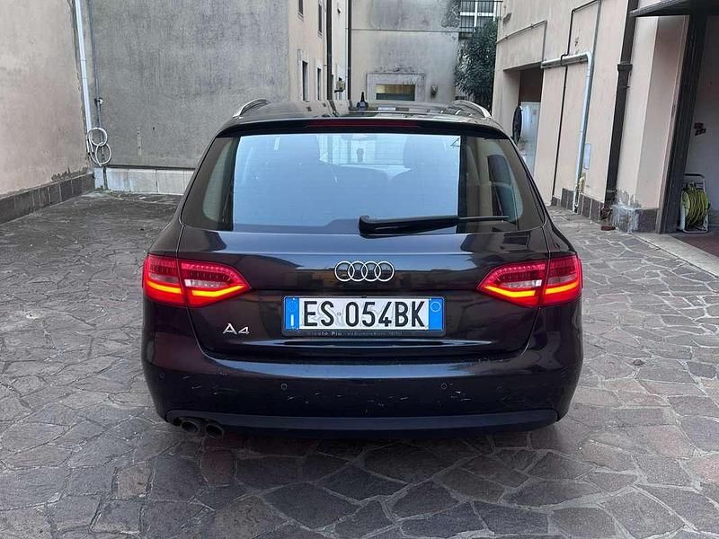 Usata Audi A4 Ambiente 143 CV (105 kW) 2012 Nero Station wagon