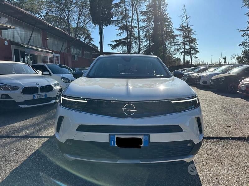 Usata Opel Mokka Edition 131 CV (96 kW) 2022 Bianco SUV