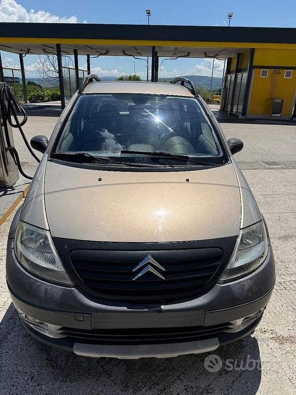 Usata Citroën C3 XTR 90 CV (66 kW) 2005 Grigio Utilitaria