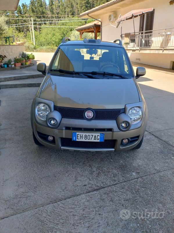 Usata Fiat Panda Cross 2011 Marrone Utilitaria