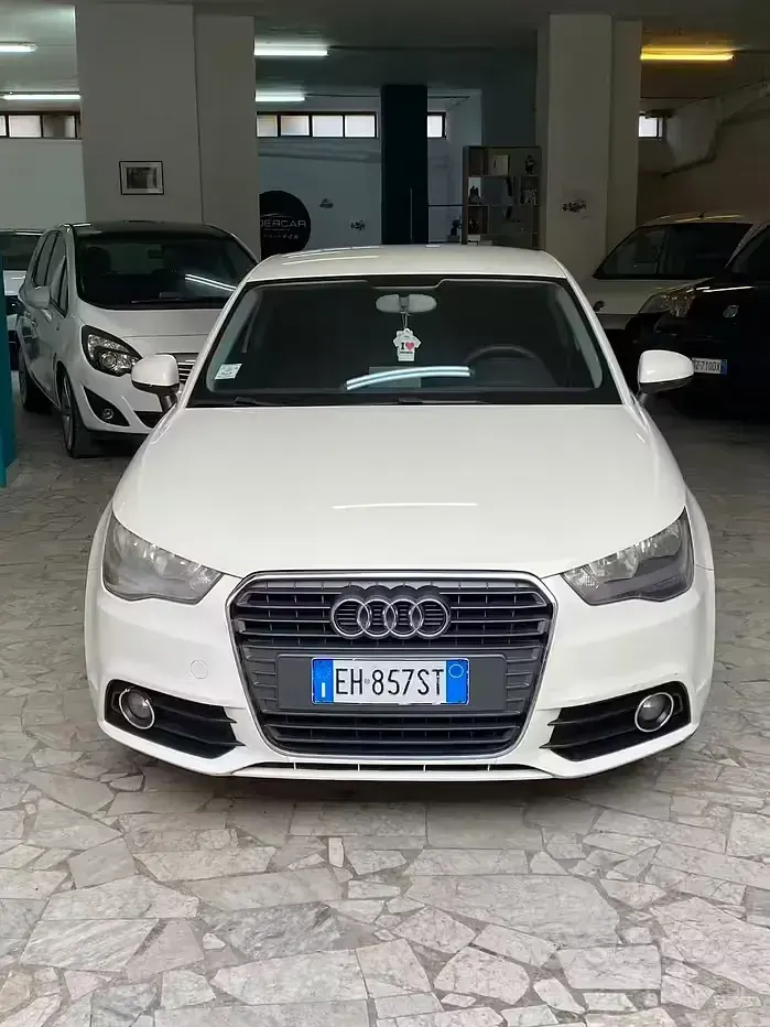 Usata Audi A1 86 CV (63 kW) 2011 Bianco Utilitaria