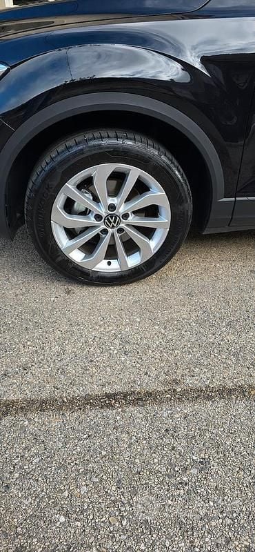 Usata VW T-Roc Edition 116 CV (85 kW) 2024 Nero SUV