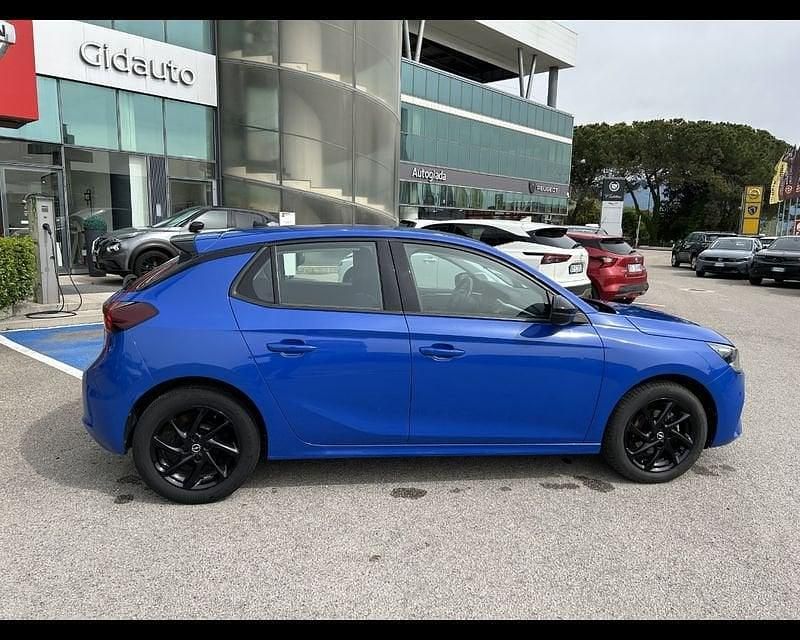 Usata Opel Corsa Design & Tech 75 CV (55 kW) 2022 Argento Utilitaria