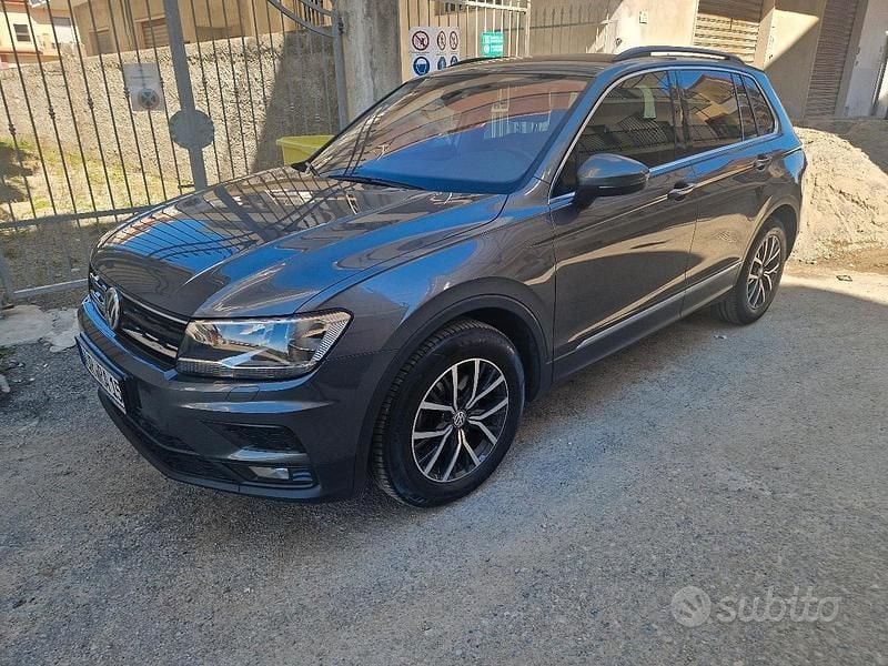 Grigio Usata 2019 VW Tiguan SUV | 19.000 € (Super prezzo) - Immagine 1/4