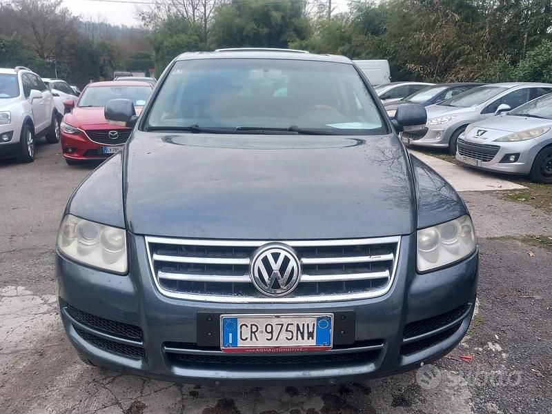 Usata VW Touareg R 174 CV (127 kW) 2004 Grigio SUV