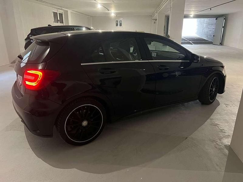 Usata Mercedes A250 211 CV (155 kW) 2014 Nero Berlina