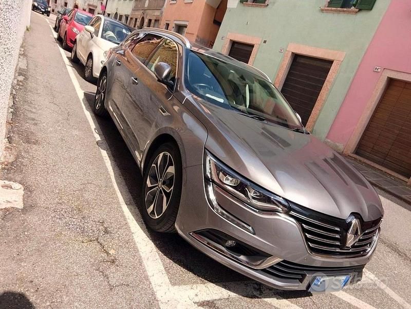 Usata Renault Talisman 160 CV (117 kW) 2019 Grigio Station wagon