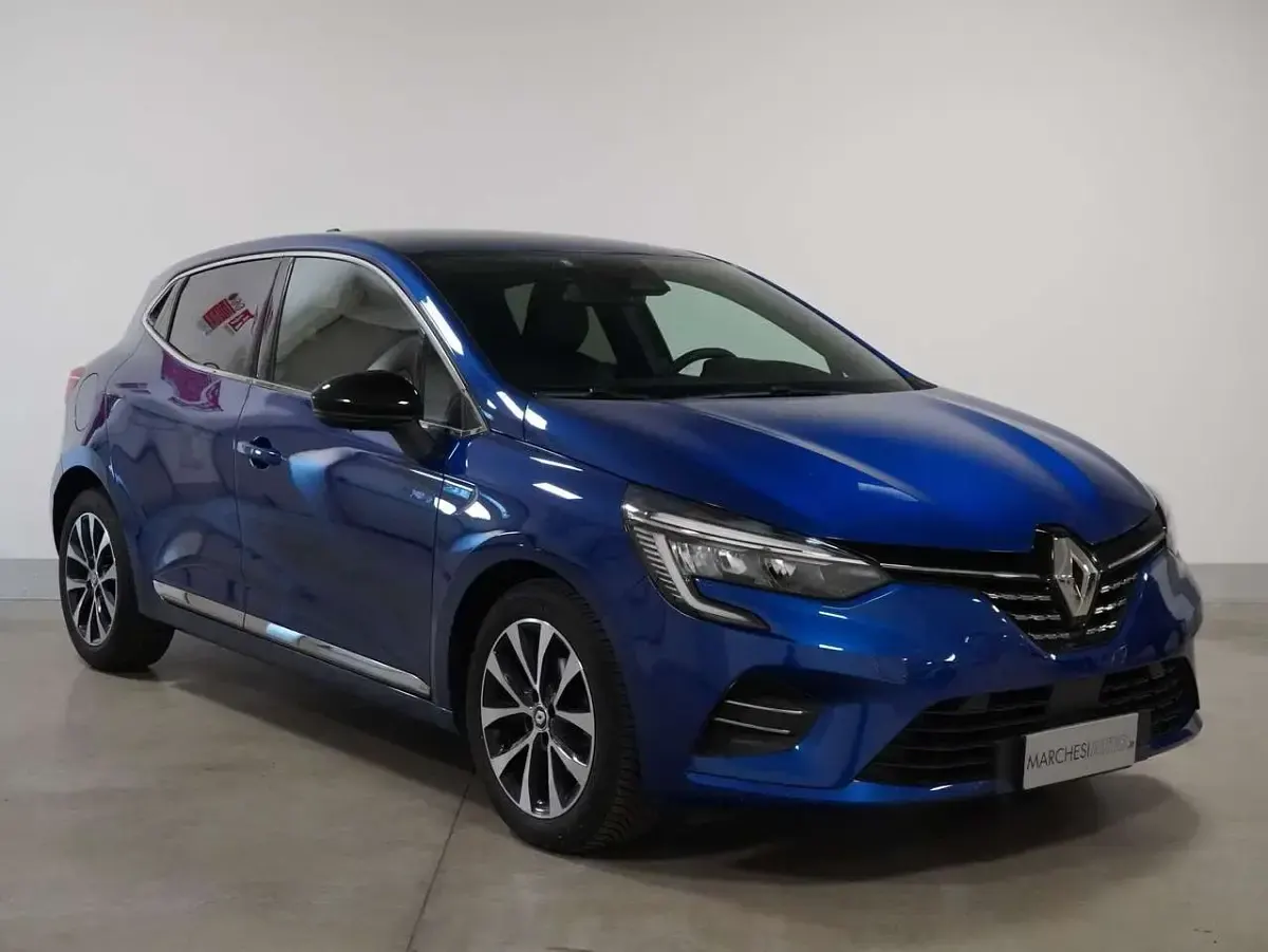 Usata Renault Clio V Techno 90 CV (66 kW) 2023 Blu/azzurro Berlina