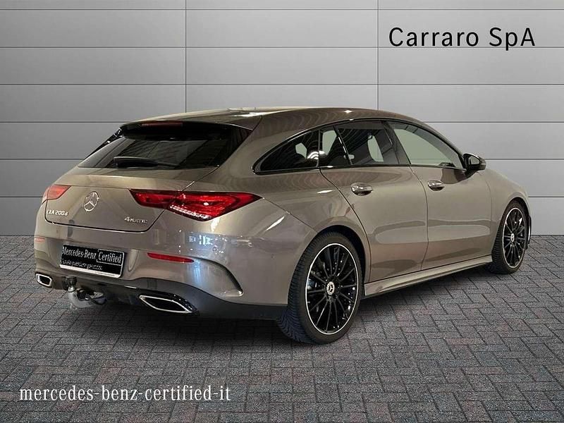Usata Mercedes CLA200 Shooting Brake Premium 150 CV (110 kW) 2023 Grigio montagna Station wagon