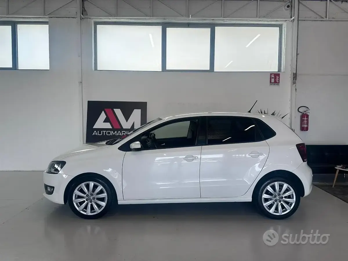 Usata VW Polo Highline 105 CV (77 kW) 2012 Bianco Utilitaria