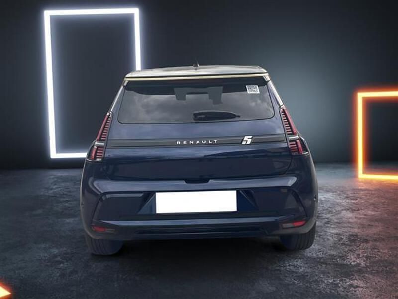 Usata Renault 5 E-Tech Iconic 11 kW (15 CV) 2024 Blu scuro