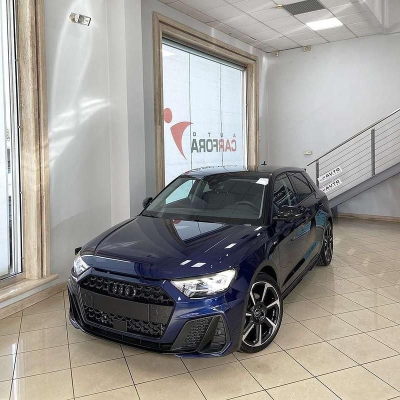 Usata Audi A1 116 CV (85 kW) 2025 Blu SUV