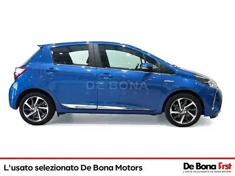 Usata Toyota Yaris Style 101 CV (74 kW) 2018 Azzurro Utilitaria