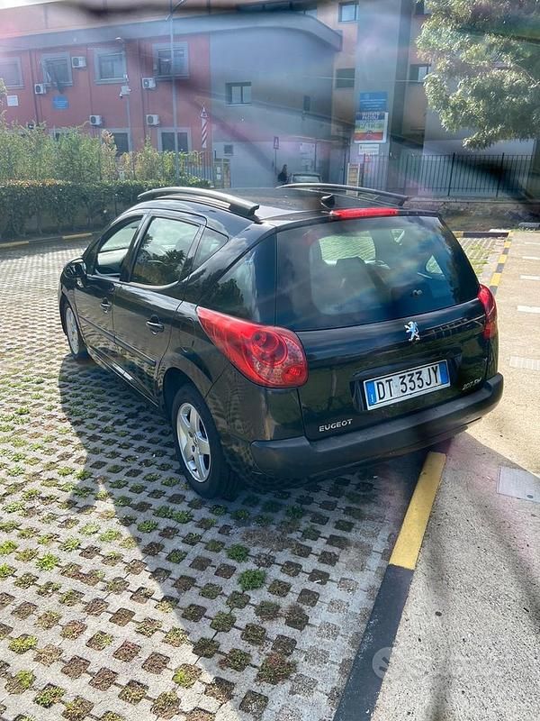 Usata Peugeot 207 2009 Nero Station wagon