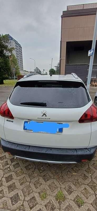 Usata Peugeot 2008 Allure 83 CV (61 kW) 2018 SUV