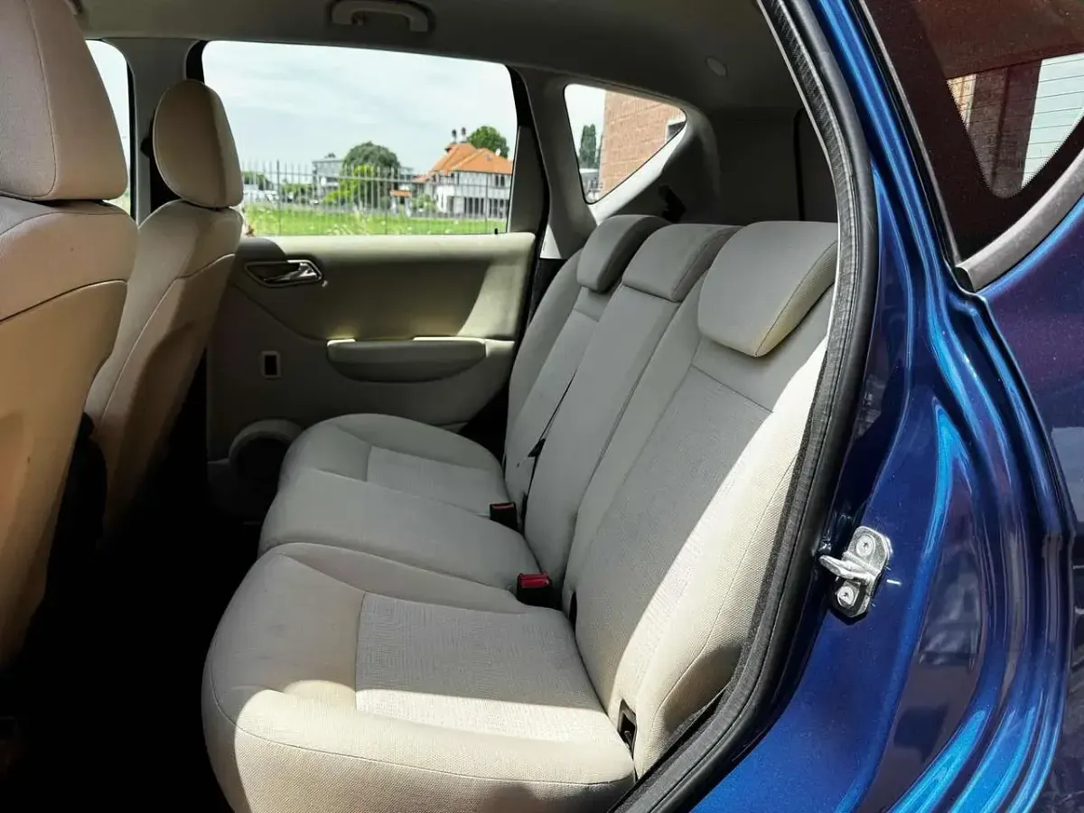 Usata Mercedes A160 95 CV (69 kW) 2011 Blu metallizzato Utilitaria