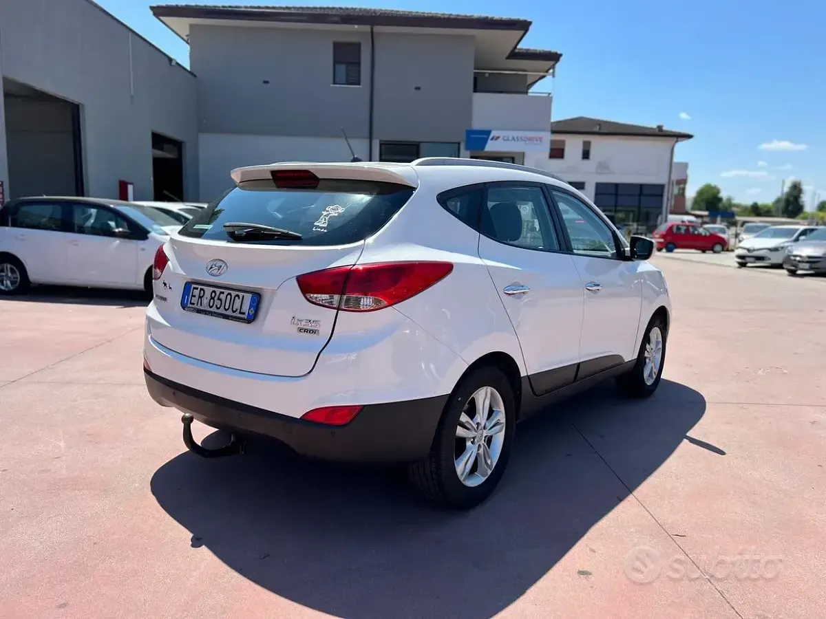 Usata Hyundai ix35 Comfort 115 CV (84 kW) 2013 Bianco SUV