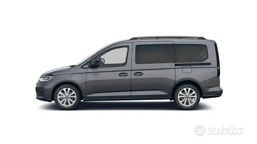 Nuova VW Caddy Maxi Life 150 CV (110 kW) 2026 Grigio scuro Monovolume