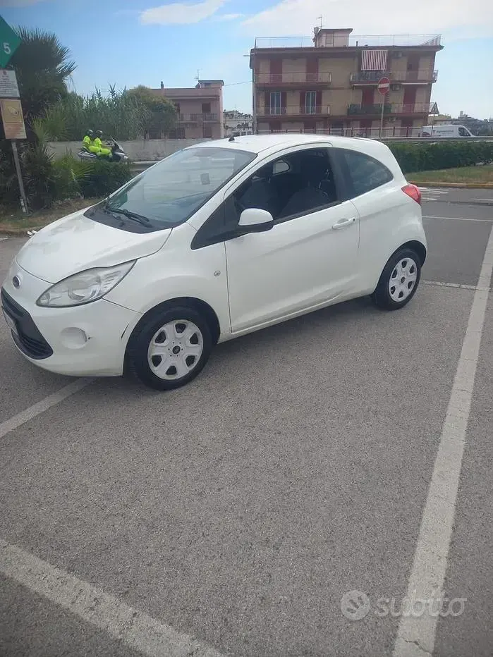 Usata Ford Ka 69 CV (50 kW) 2012 Bianco Utilitaria