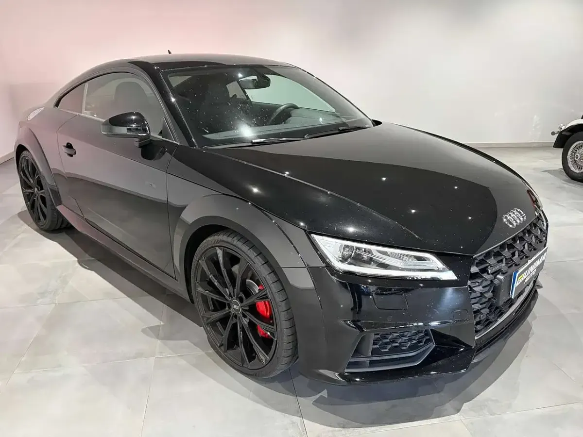 Begagnad Audi TT Ambiente 245 HK (180 kW) 2024 Svart Sportkupé