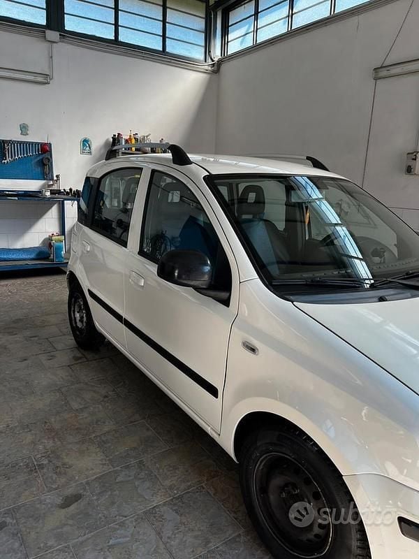 Usata Fiat Panda 69 CV (50 kW) 2010 Bianco Berlina