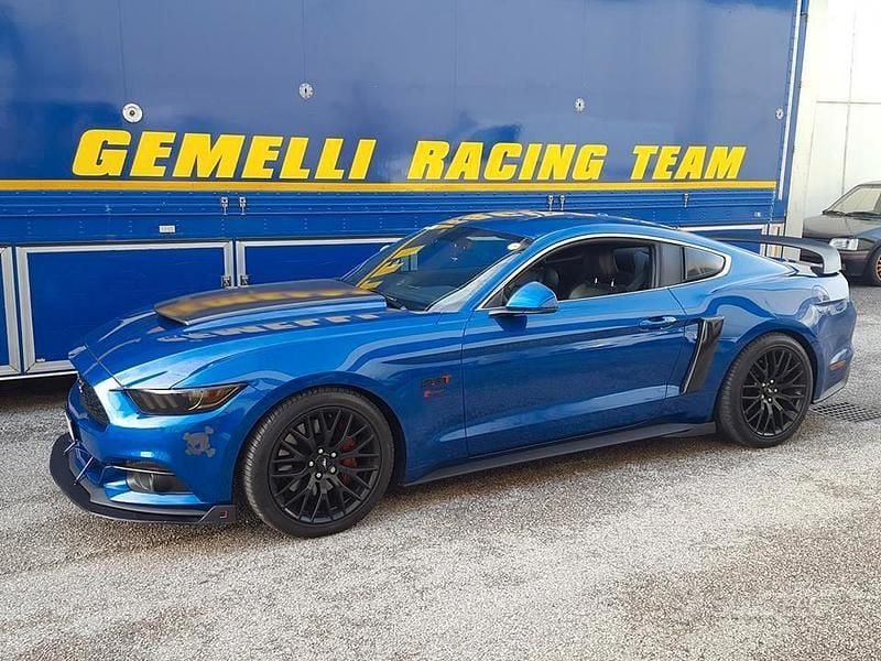 Usata Ford Mustang Fastback 317 CV (233 kW) 2016 Blu Coupé