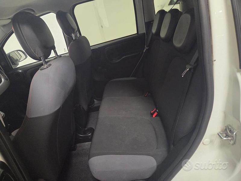 Usata Fiat Panda Lounge 80 CV (58 kW) 2016 Bianco Utilitaria