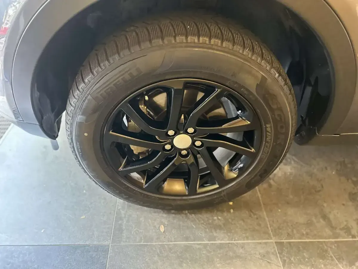 Usata Land Rover Discovery Sport HSE Luxury 150 CV (110 kW) 2019 Grigio SUV