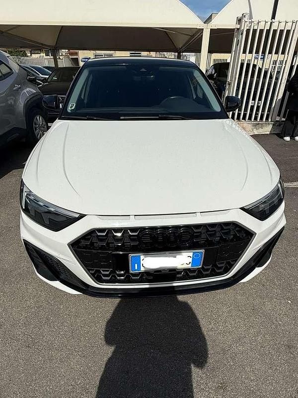 Usata Audi A1 Sportback Ambiente 95 CV (69 kW) 2024 Bianco Utilitaria