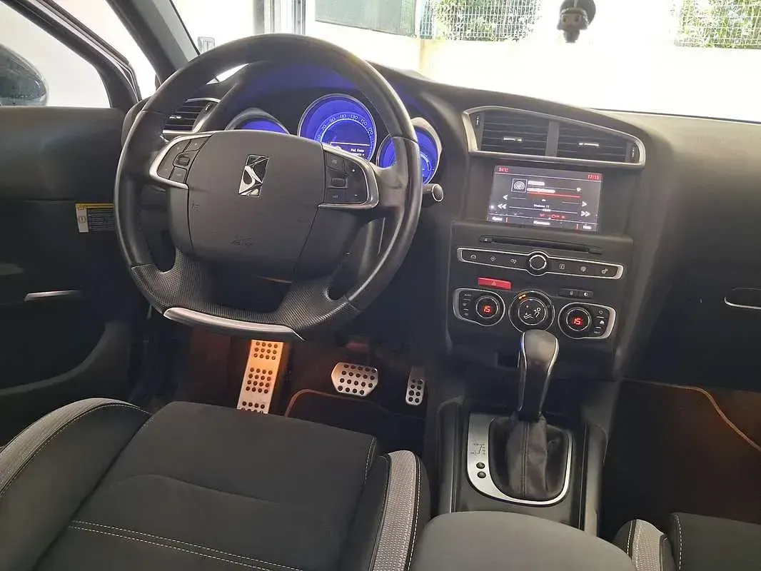 Usata DS Automobiles DS4 Crossback Sport Chic 120 CV (88 kW) 2016 Grigio SUV
