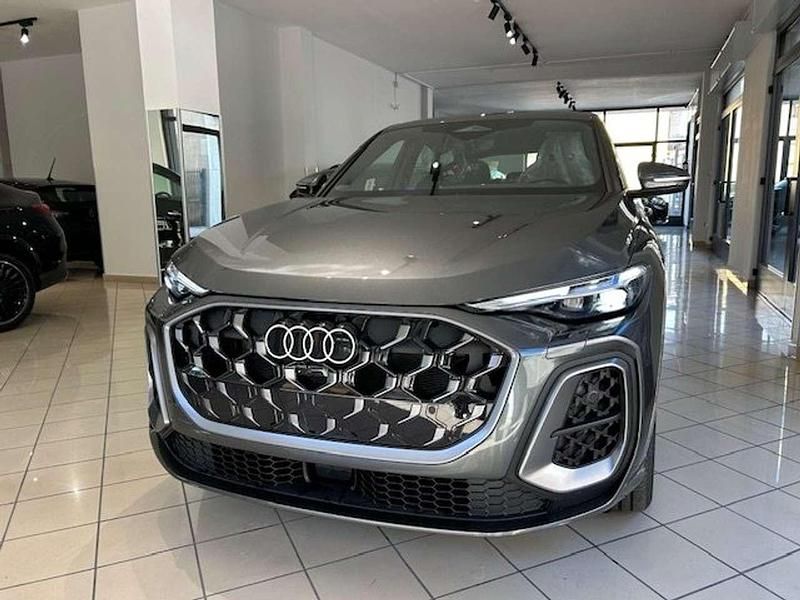 Nuova Audi Q5 Sportback Ambiente 204 CV (150 kW) 2025 Grigio SUV