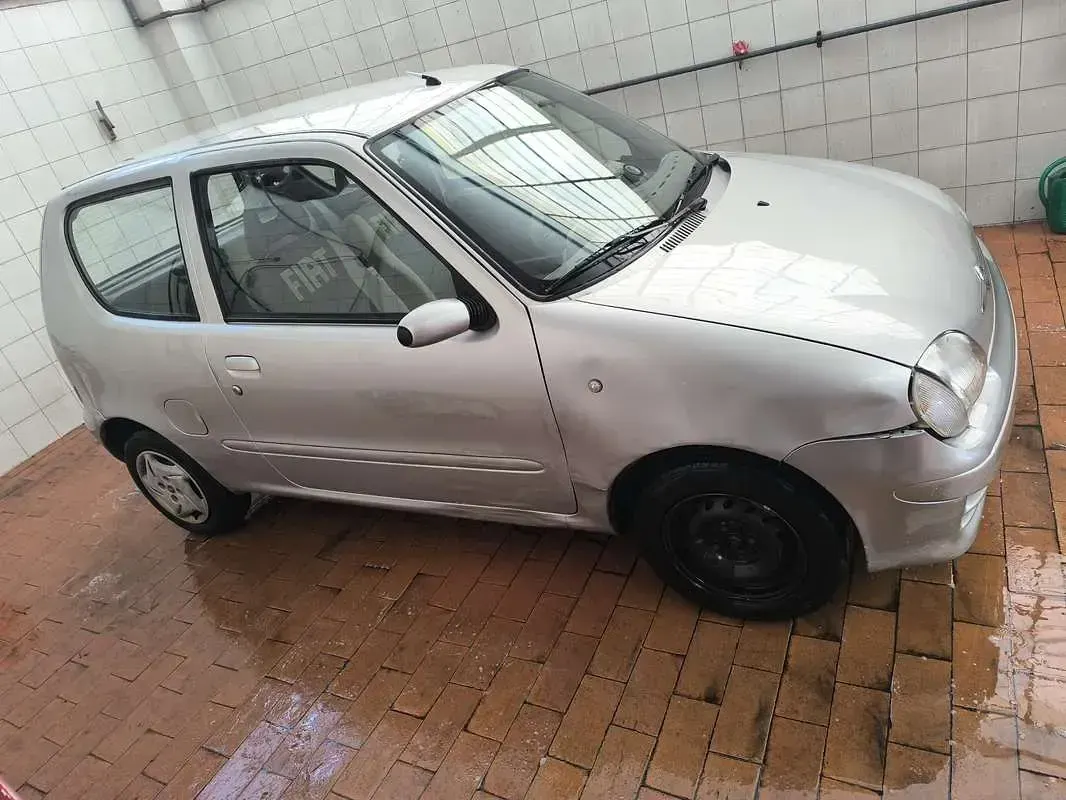 Usata Fiat 600 54 CV (39 kW) 2006 Utilitaria