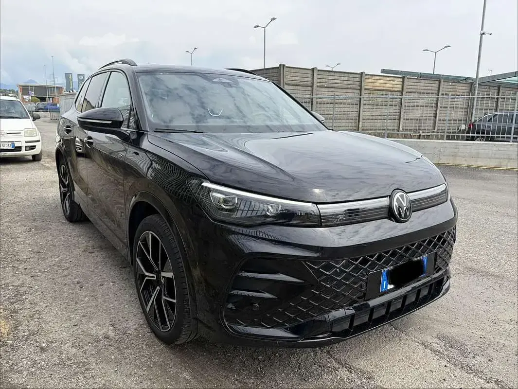 Usata VW Tiguan R-line Plus 193 CV (141 kW) 2024 SUV
