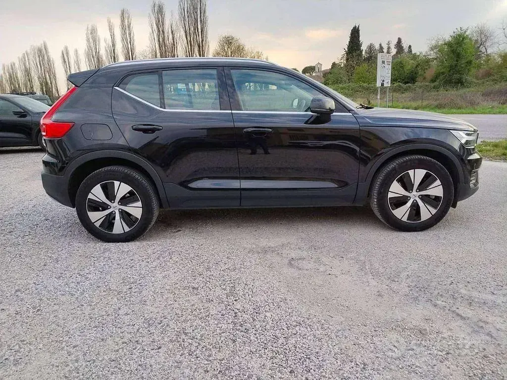 Usata Volvo XC40 Inscription 129 CV (94 kW) 2021 Nero SUV