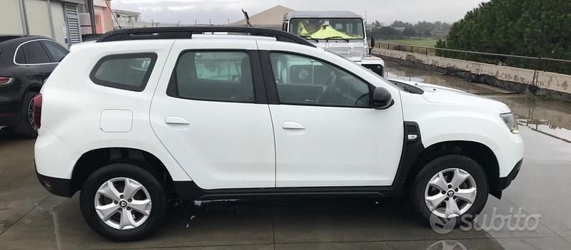 Usata Dacia Duster Comfort 101 CV (74 kW) 2020 Bianco SUV