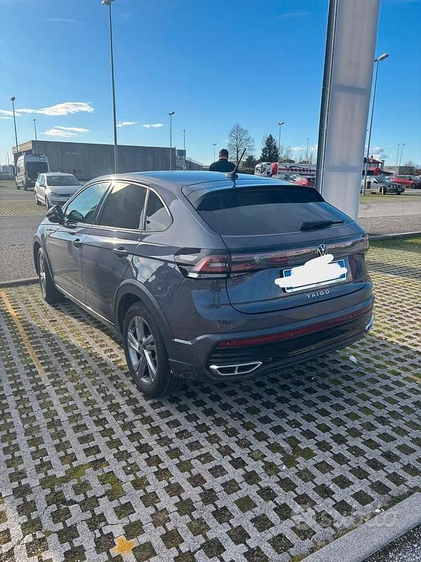 Usata VW Taigo R-line 110 CV (80 kW) 2024 Grigio SUV