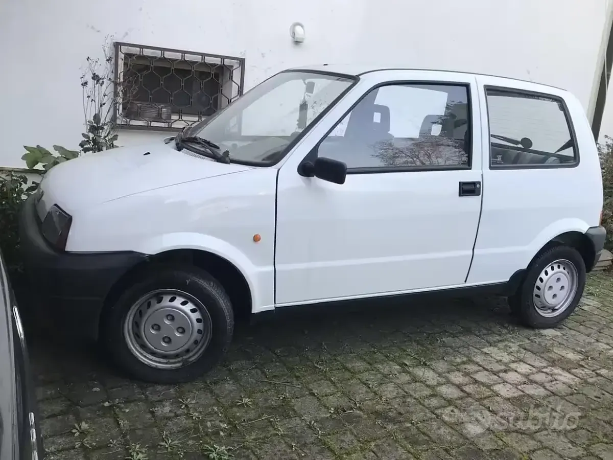 Usata Fiat Cinquecento Young 39 CV (28 kW) 1997 Bianco Utilitaria