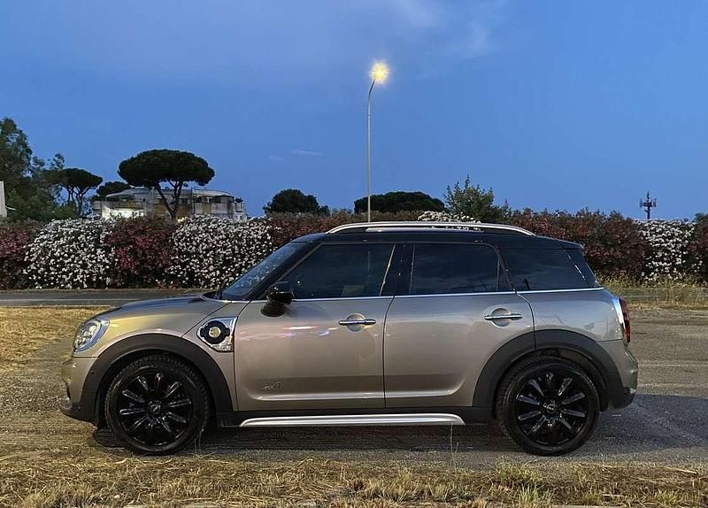 Usata Mini Countryman 136 CV (100 kW) 2017 Bronzo SUV